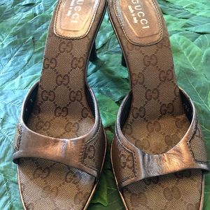 Gucci Pewter Sling Backs